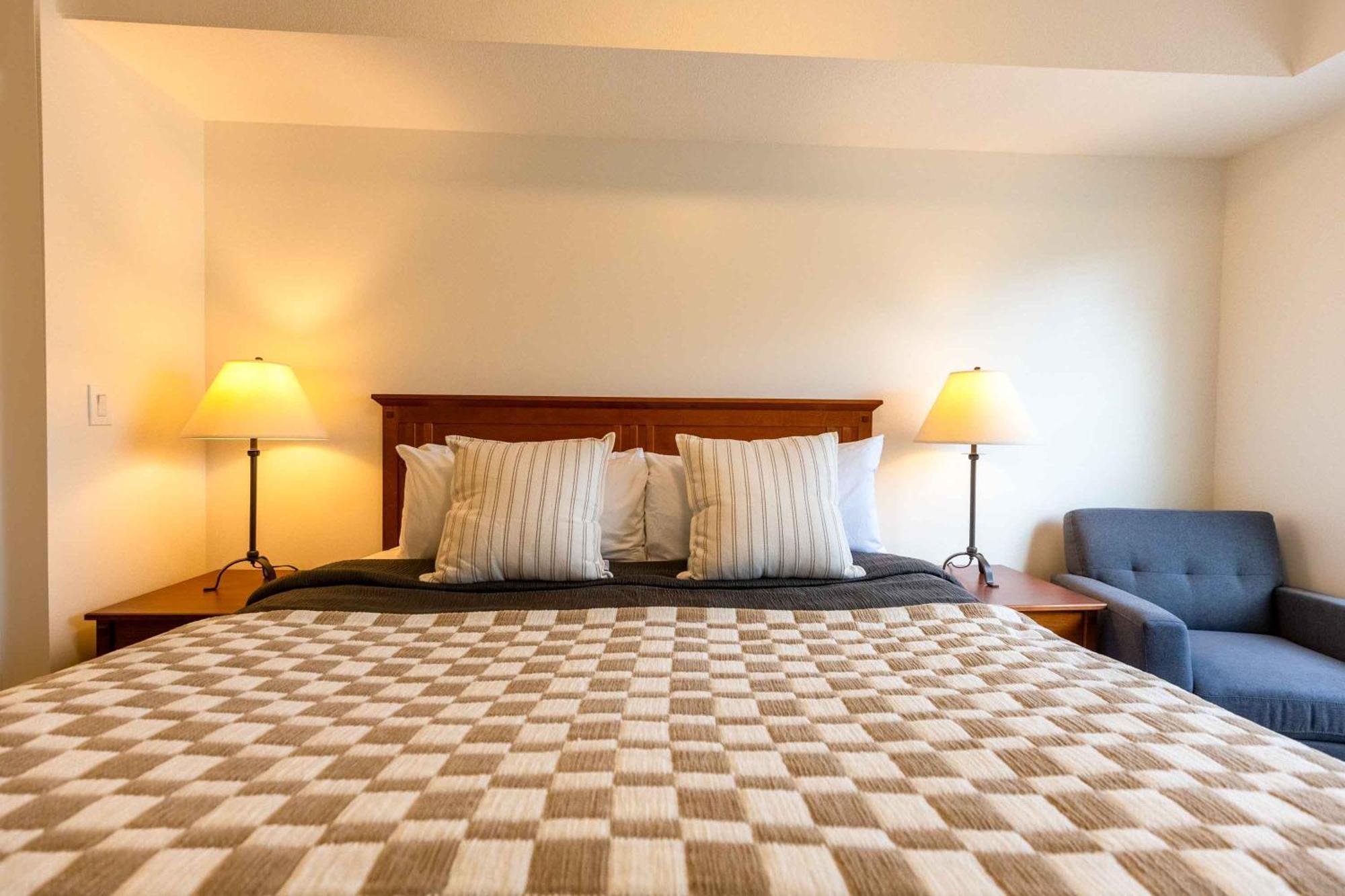 Silver Rock Condominiums By Fernie Central Reservations エクステリア 写真