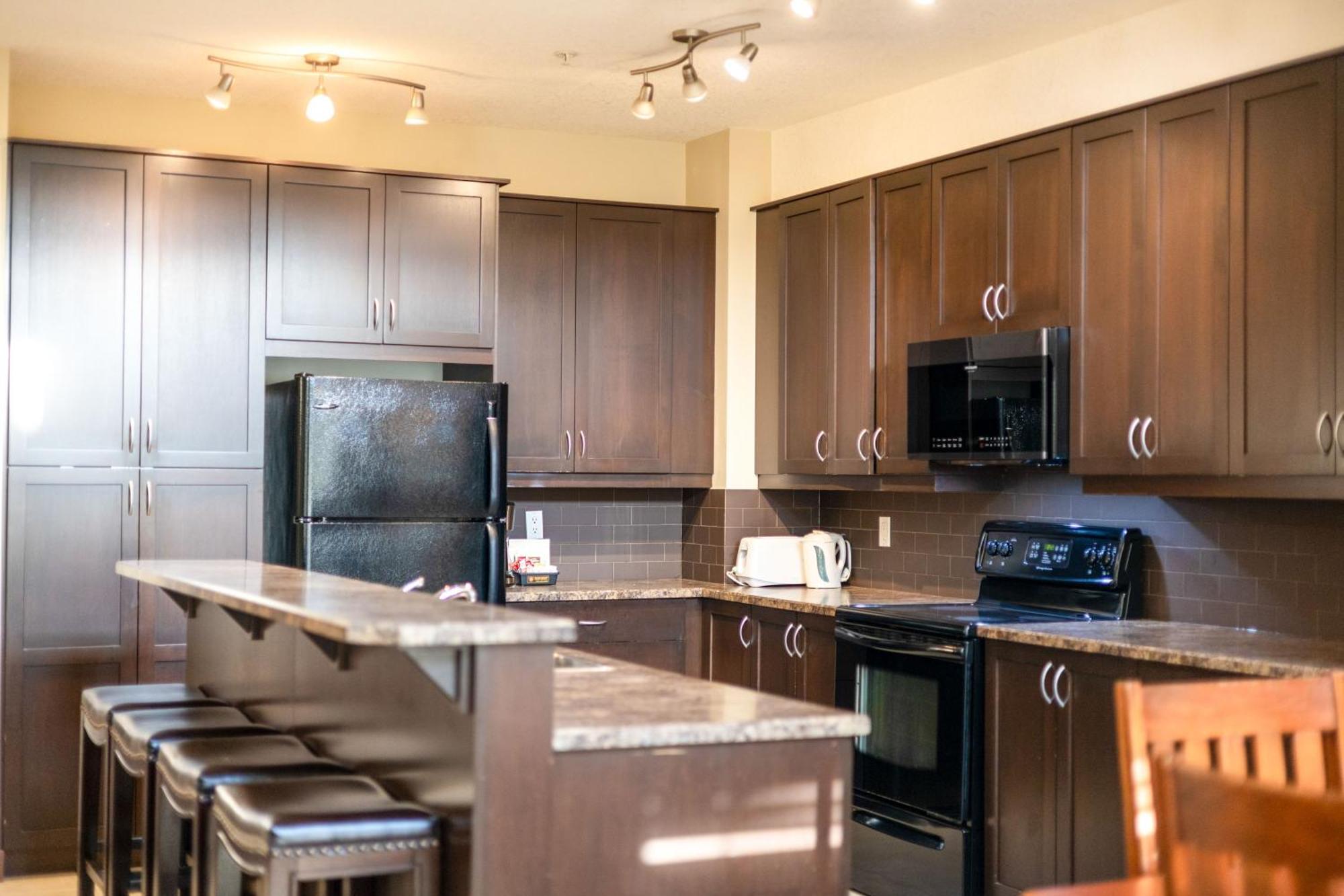 Silver Rock Condominiums By Fernie Central Reservations エクステリア 写真