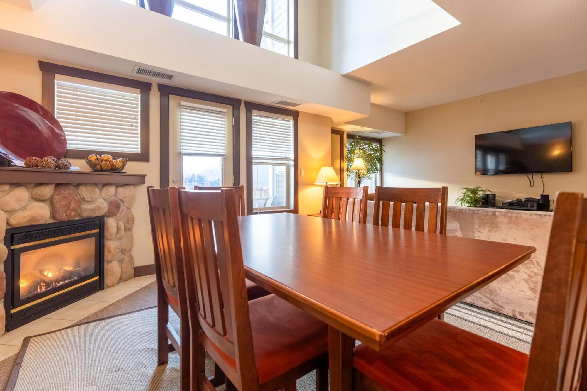 Silver Rock Condominiums By Fernie Central Reservations エクステリア 写真