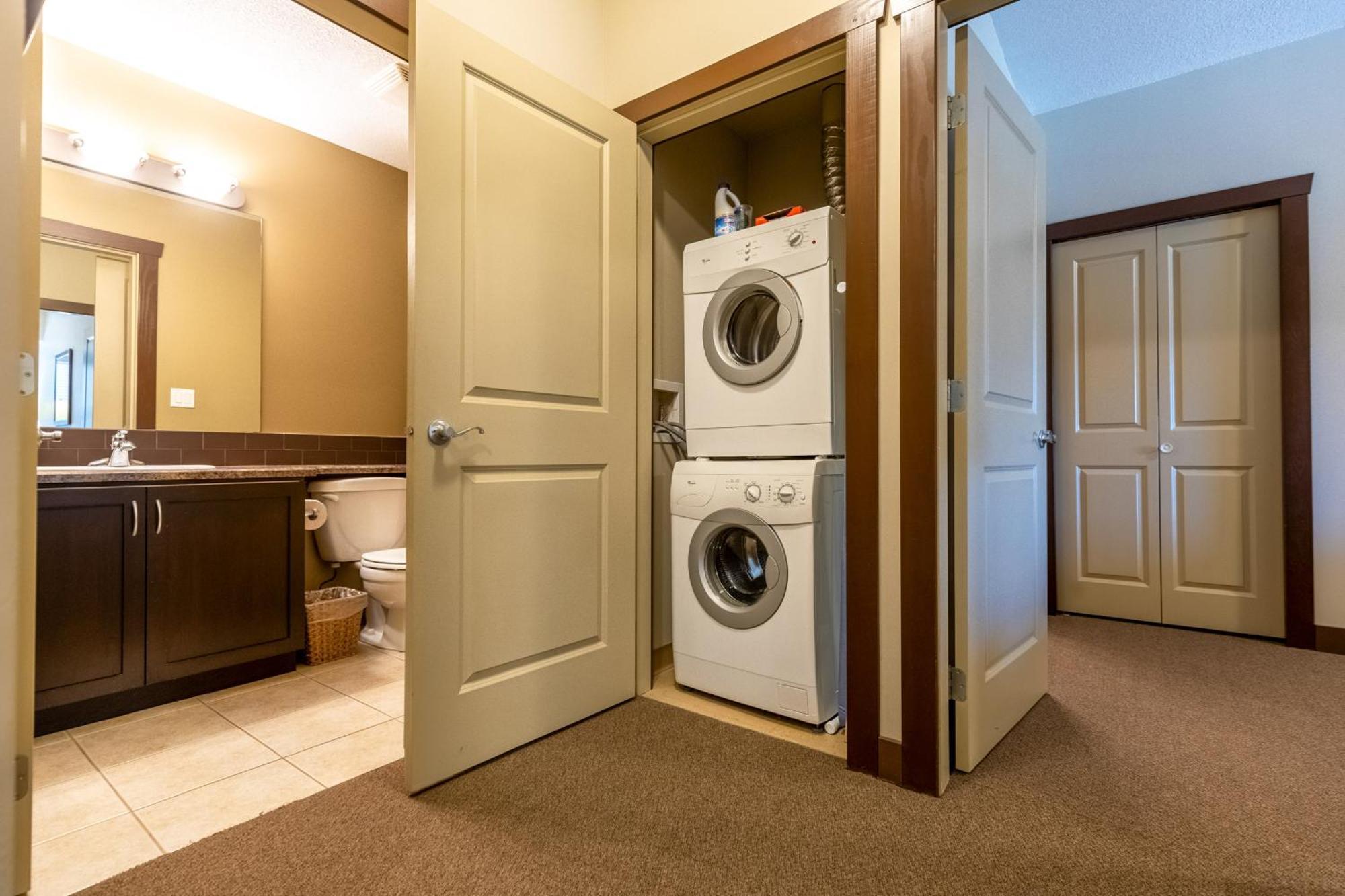 Silver Rock Condominiums By Fernie Central Reservations エクステリア 写真