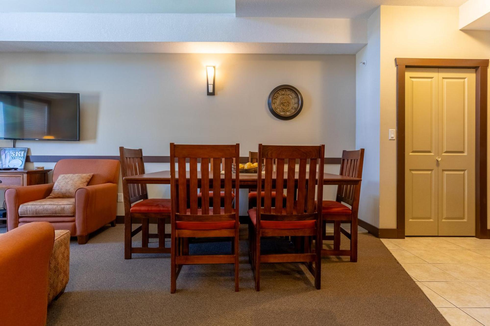 Silver Rock Condominiums By Fernie Central Reservations エクステリア 写真