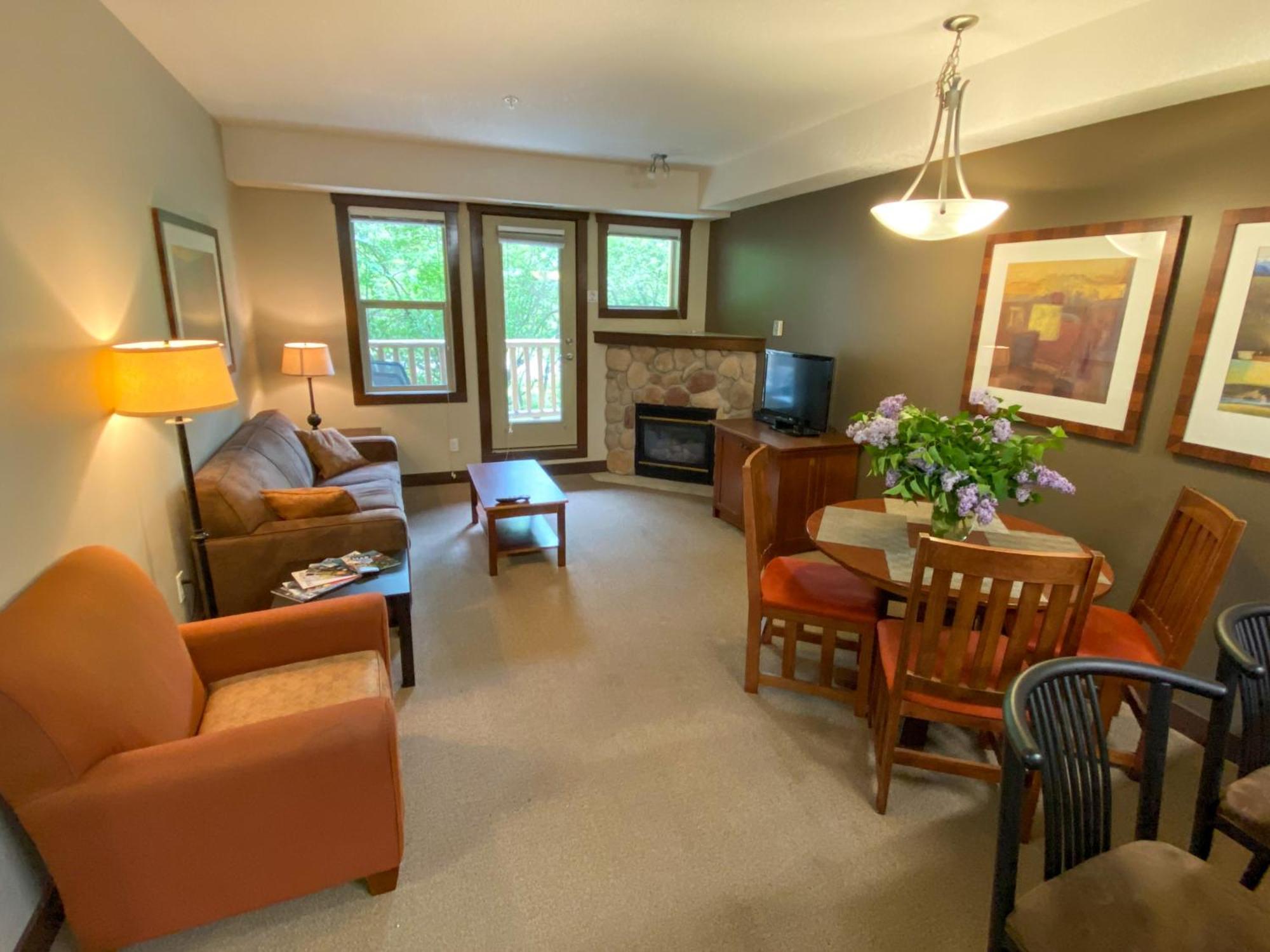 Silver Rock Condominiums By Fernie Central Reservations エクステリア 写真